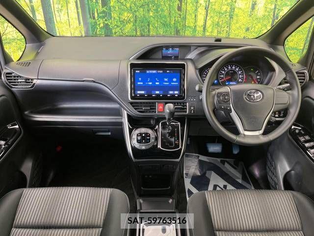 Toyota VOXY 2019-03 223974-1