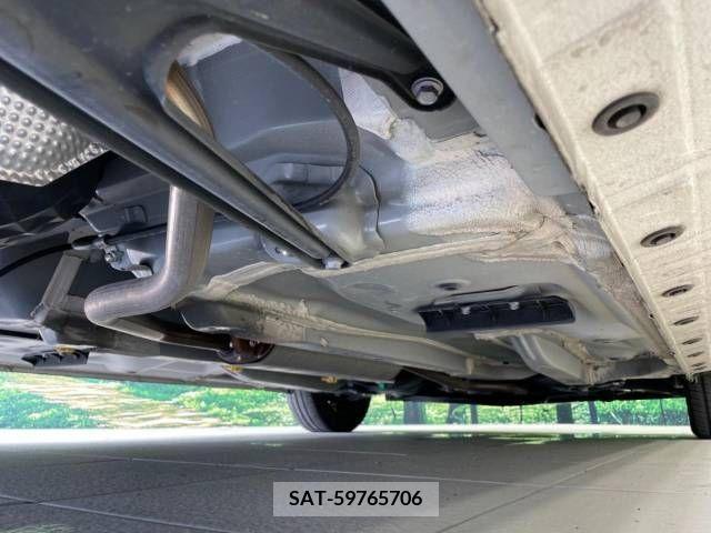 Toyota TANK 2020-06 394469-18