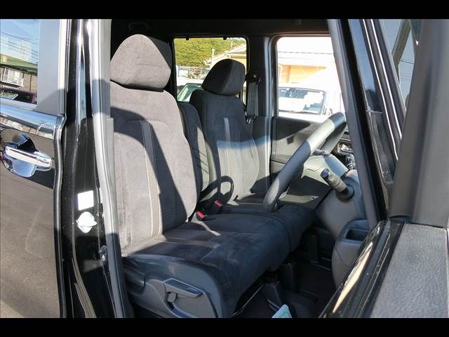 Honda N BOX CUSTOM 2019-09 185316-8