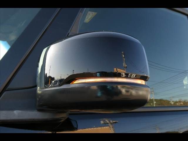 Honda N BOX CUSTOM 2019-09 185316-18