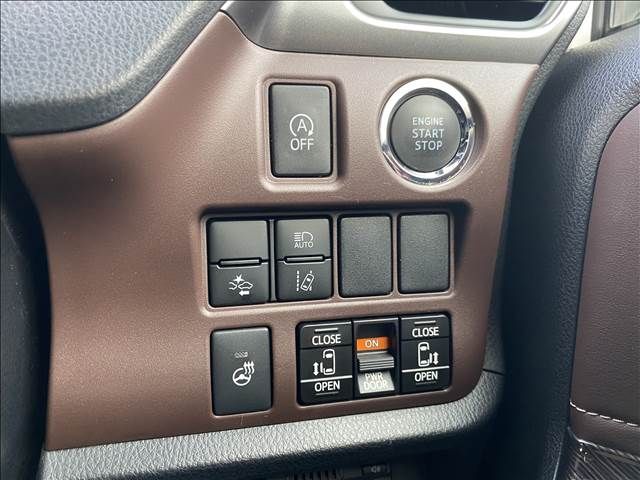 Toyota ESQUIRE 2018-01 194934-17