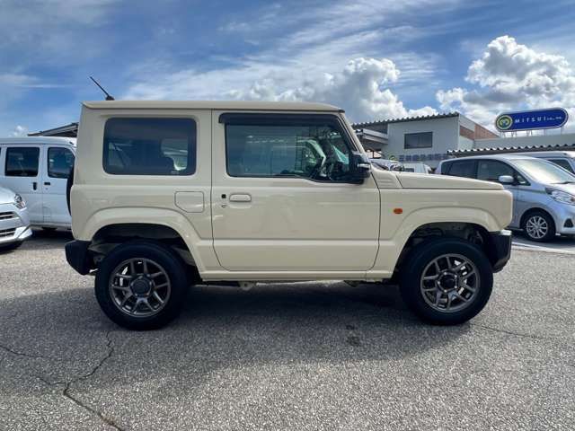 Suzuki JIMNY 2018-11 23448-8