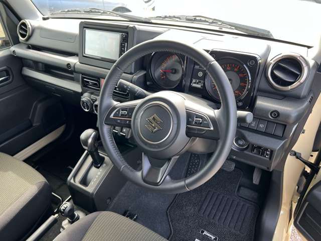 Suzuki JIMNY 2018-11 23448-18