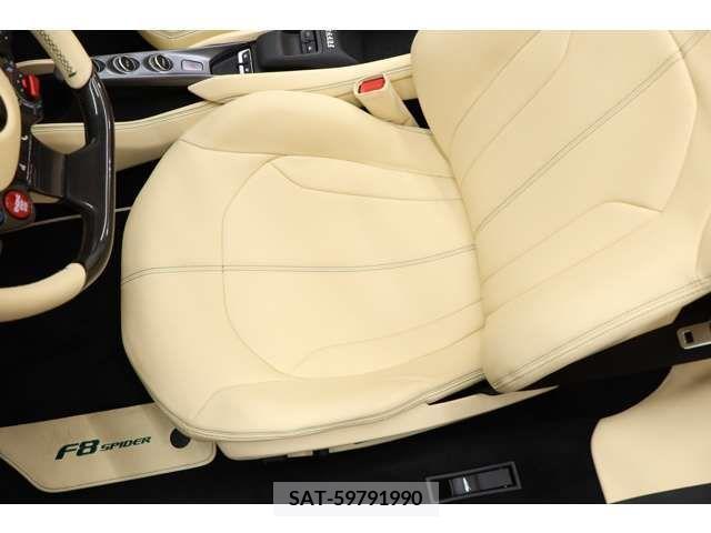 Ferrari F8 Spider 2022-06 375457-7