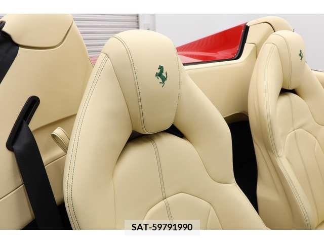 Ferrari F8 Spider 2022-06 375457-2