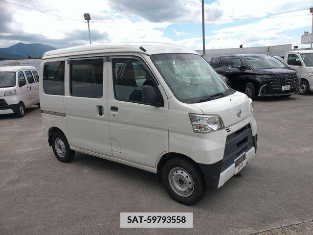 Daihatsu HIJET CARGO 2018-05 348830-29