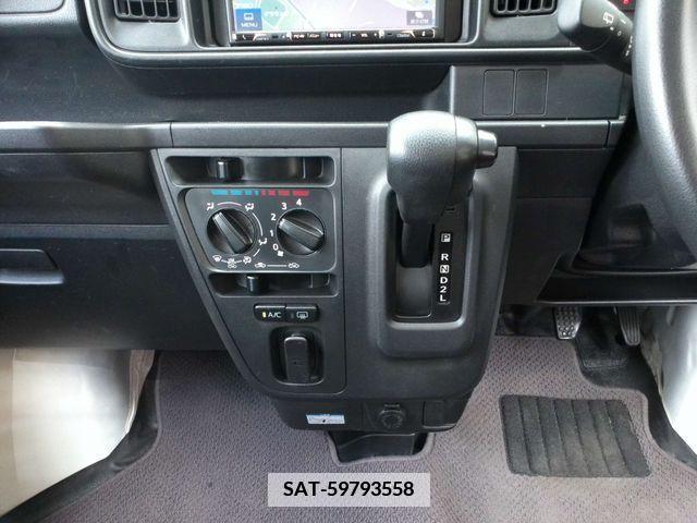 Daihatsu HIJET CARGO 2018-05 348830-7