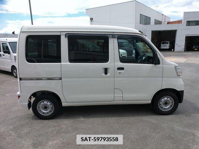 Daihatsu HIJET CARGO 2018-05 348830-27
