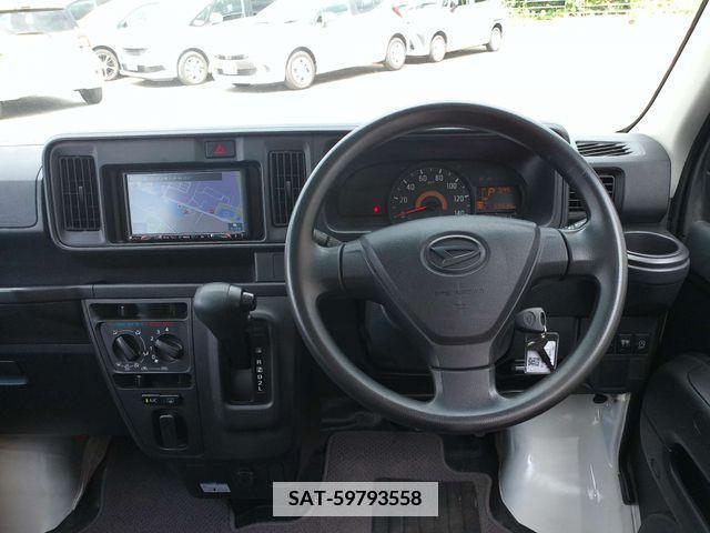 Daihatsu HIJET CARGO 2018-05 348830-9
