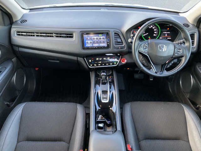 Honda VEZEL 2018-12 185831-1