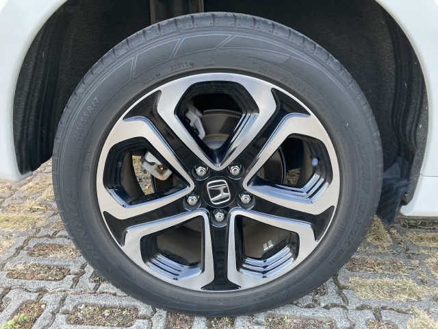 Honda VEZEL 2018-12 185831-8