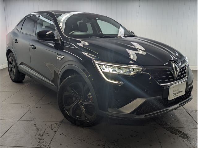 Renault Arkana 2022-08 10427-0