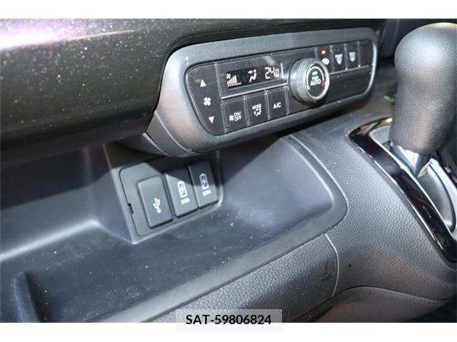 Honda N BOX CUSTOM 2017-10 365006-10