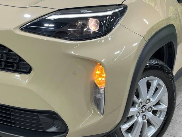 Toyota YARIS CROSS 2022-12 192778-12