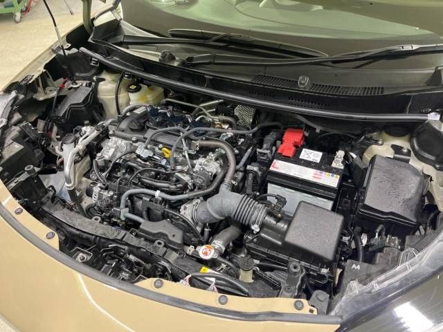 Toyota YARIS CROSS 2022-12 192778-18