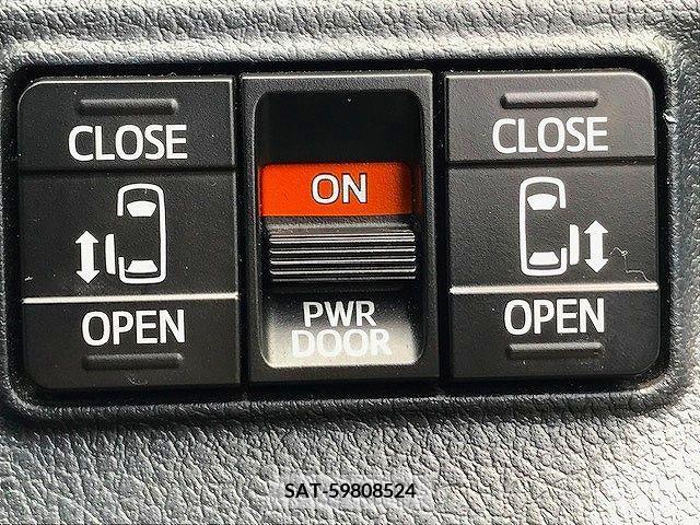Toyota SIENTA 2019-05 368179-5