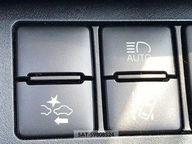 Toyota SIENTA 2019-05 368179-11