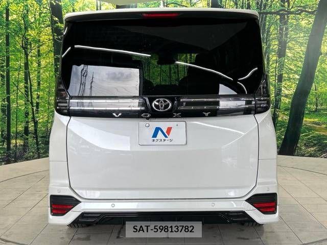 Toyota VOXY 2022-08 375537-16