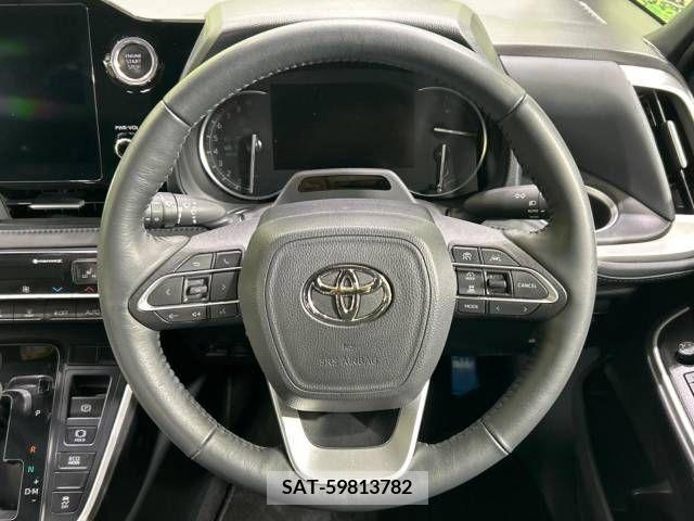 Toyota VOXY 2022-08 375537-12
