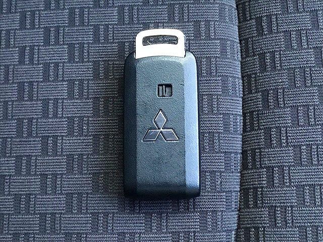 Mitsubishi MIRAGE HATCHBACK 2018-07 22284-21