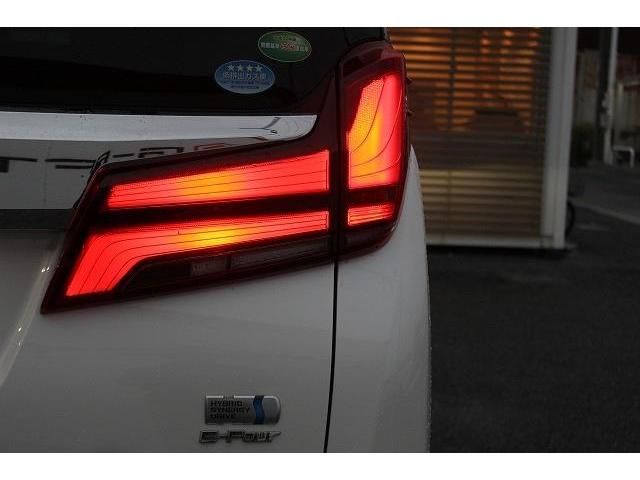 Toyota ALPHARD HYBRID 2018-10 182777-11