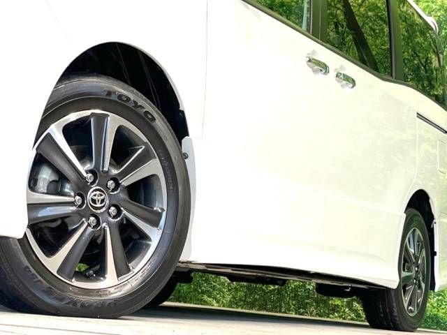 Toyota NOAH 2020-10 182612-13
