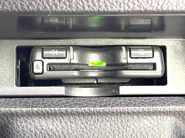 Toyota NOAH 2020-10 182612-7
