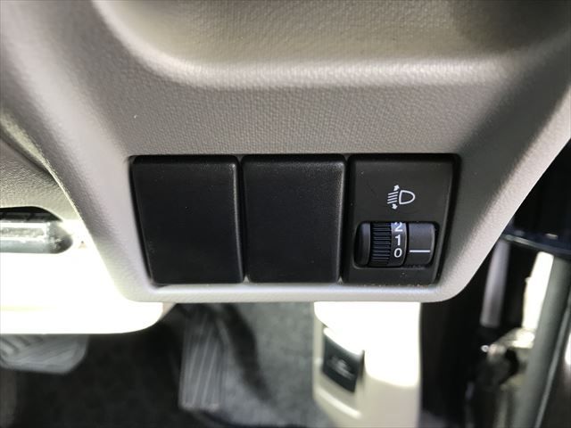 Suzuki ALTO 2013-12 195938-8