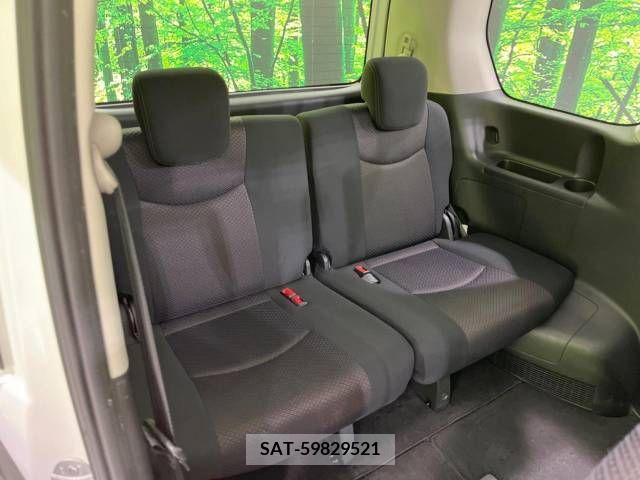 Nissan SERENA 2012-03 208932-11