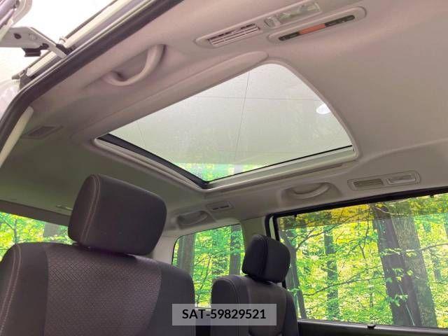 Nissan SERENA 2012-03 208932-5