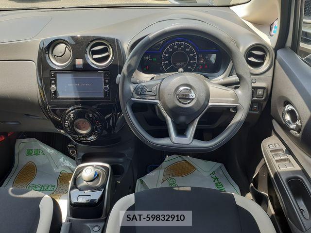 Nissan NOTE 2018-03 340622-13