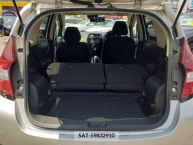Nissan NOTE 2018-03 340622-17