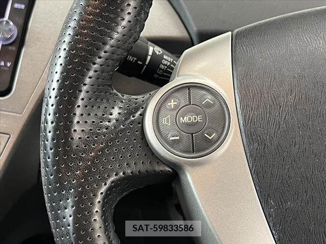 Toyota PRIUS 2013-04 281818-18