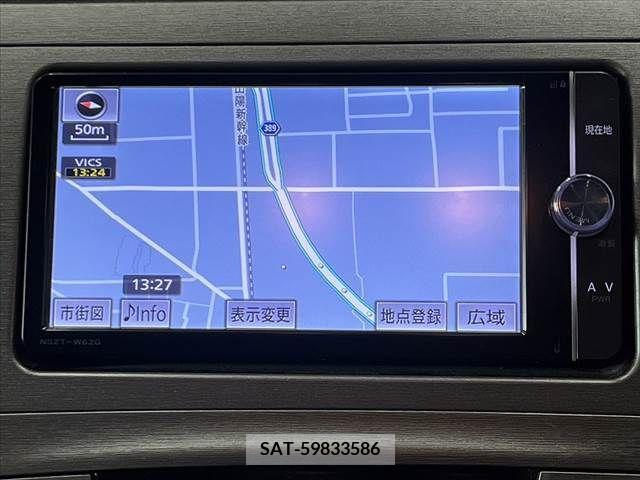 Toyota PRIUS 2013-04 281818-2