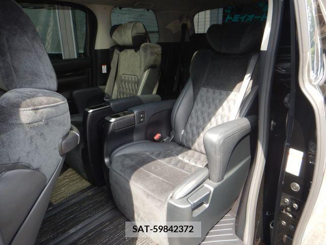 Toyota ALPHARD 2017-11 344519-15