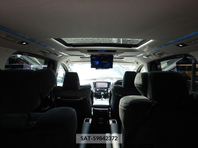 Toyota ALPHARD 2017-11 344519-13