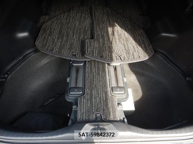 Toyota ALPHARD 2017-11 344519-26