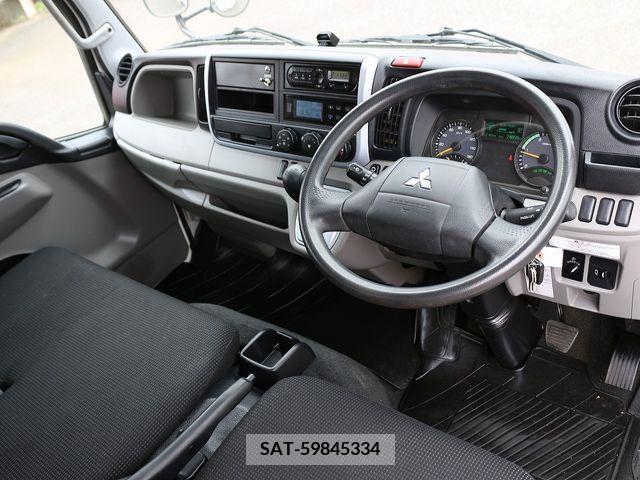 Mitsubishi CANTER 2017-12 206299-19
