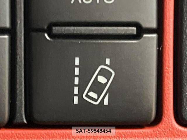 Toyota VOXY 2017-09 370450-7