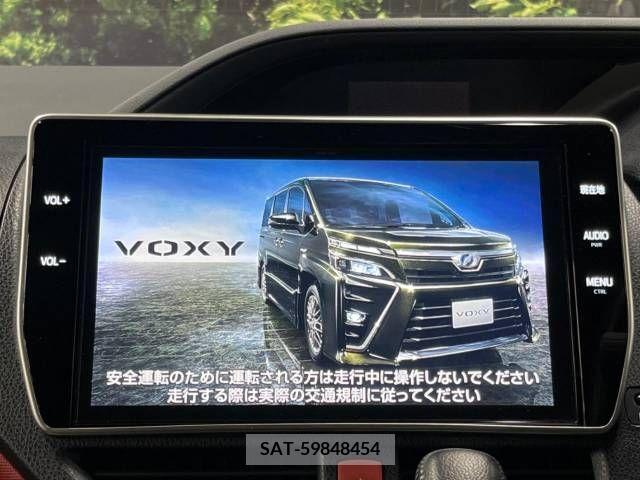 Toyota VOXY 2017-09 370450-5