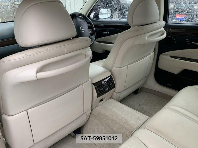 Lexus LS 2007-07 225429-14