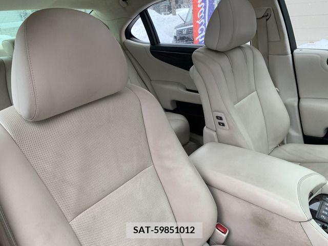 Lexus LS 2007-07 225429-15