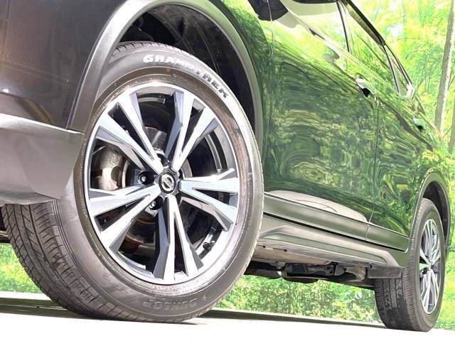 Nissan X-TRAIL 2018-03 14068-13