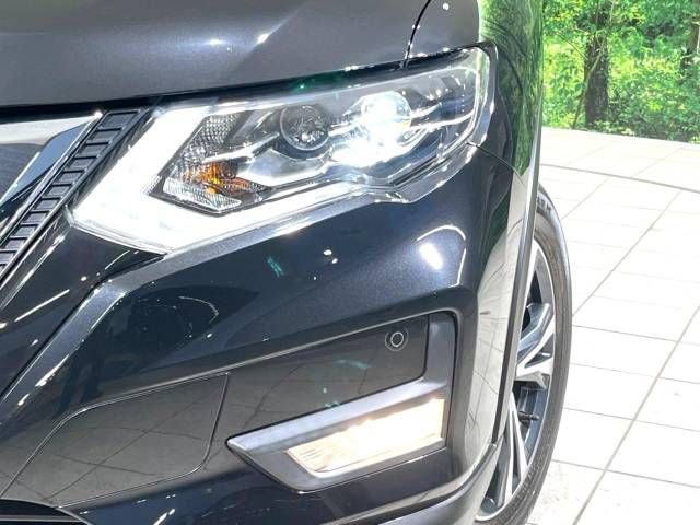 Nissan X-TRAIL 2018-03 14068-12