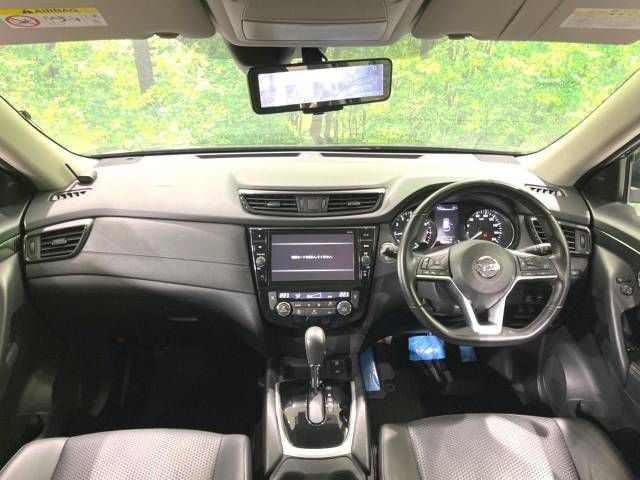 Nissan X-TRAIL 2018-03 14068-1