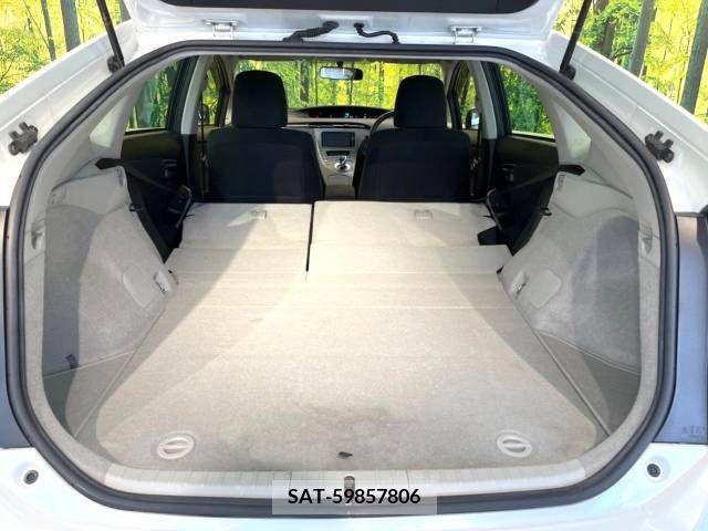 Toyota PRIUS 2013-10 250483-11