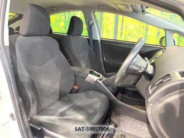 Toyota PRIUS 2013-10 250483-9