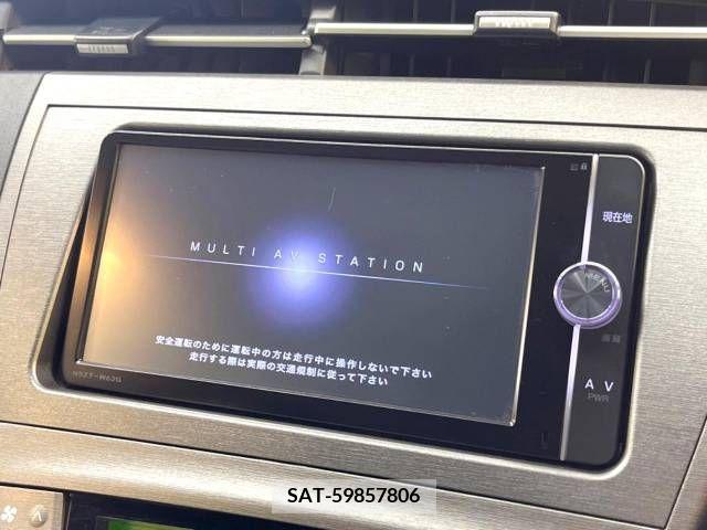 Toyota PRIUS 2013-10 250483-2
