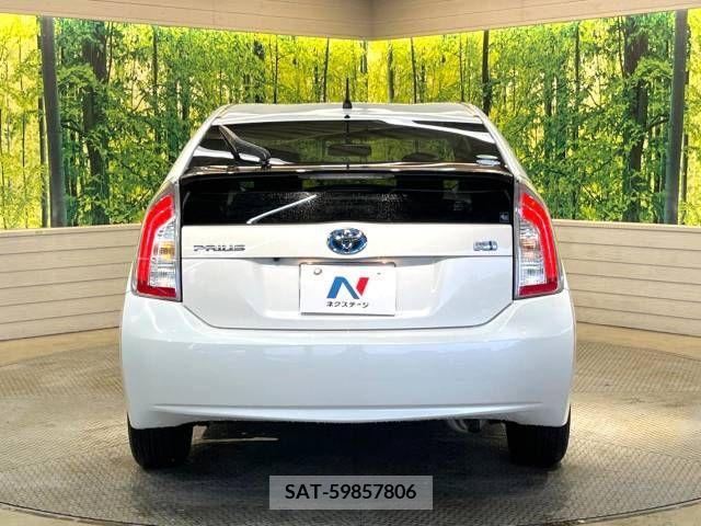Toyota PRIUS 2013-10 250483-16