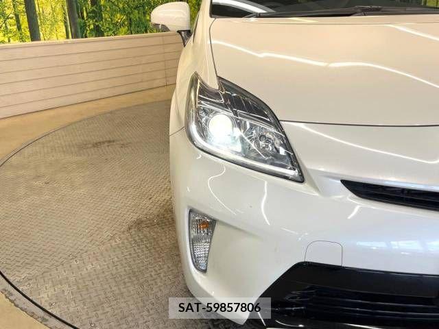 Toyota PRIUS 2013-10 250483-13